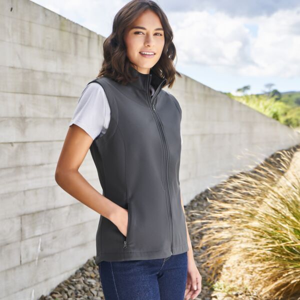 Womens Apex Vest Thumbnail